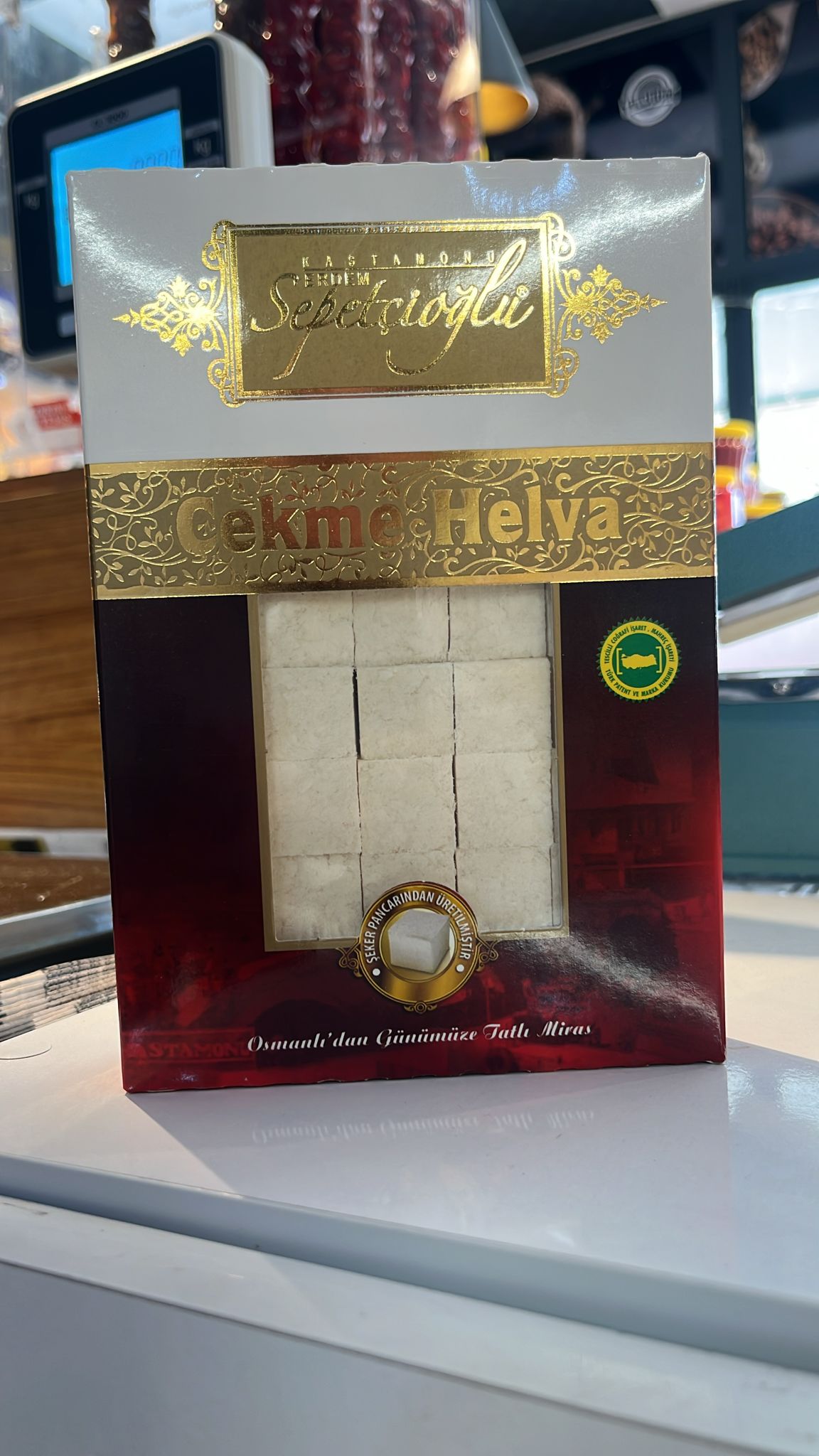 Fıstıklı Çekme Helva